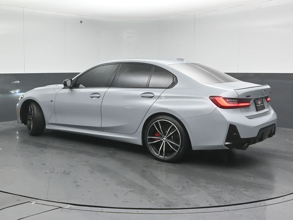 2023 BMW 330I - Image 4