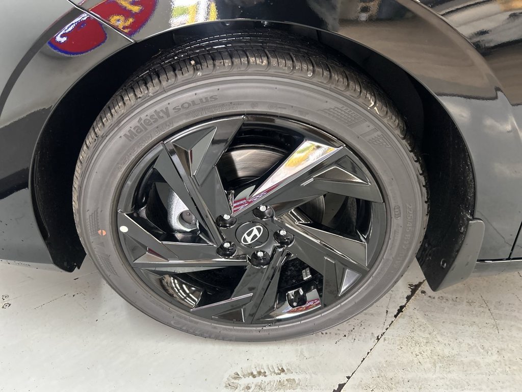 Used 2026 Abyss Black Hyundai SEL Sport image 30