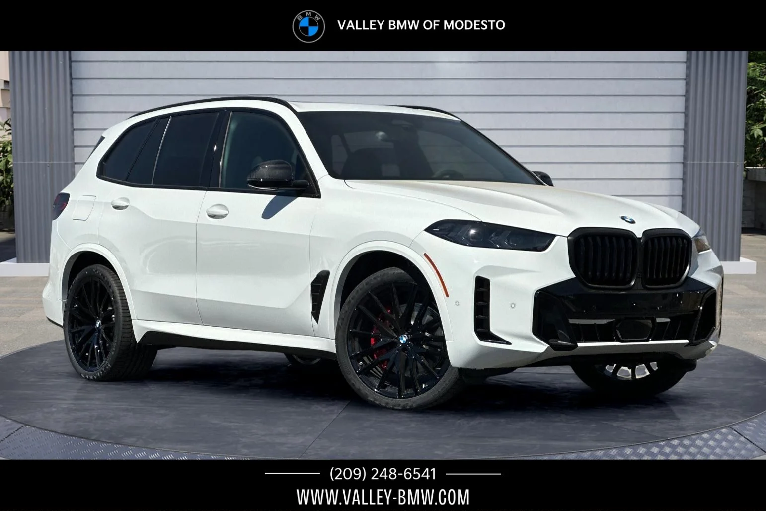 New 2026 Alpine White BMW xDrive40i image 1
