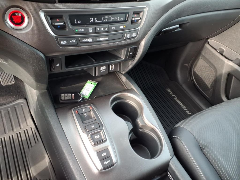 Used 2023 Crystal Black Pearl Honda RTL image 8