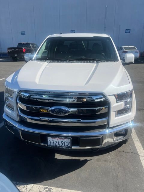 Used 2016 White Ford Lariat image 3
