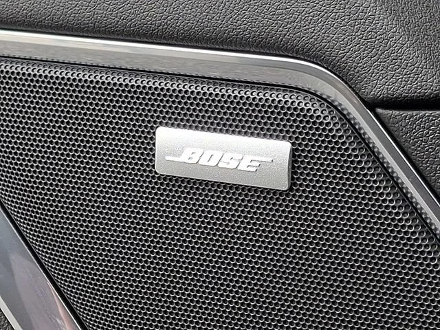 New 2026 Onyx Black GMC Elevation image 19