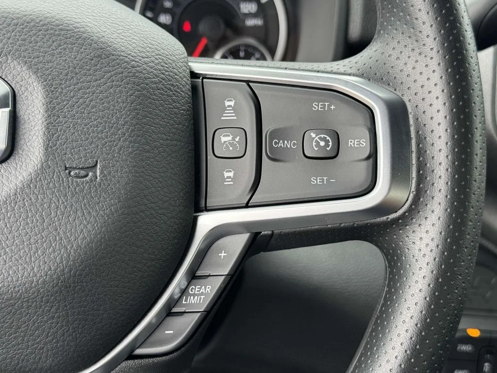2025 RAM 3500 Chassis Tradesman - Photo 24