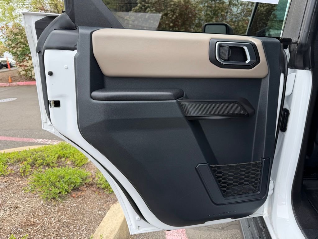 Used 2024 White Ford Wildtrak image 28