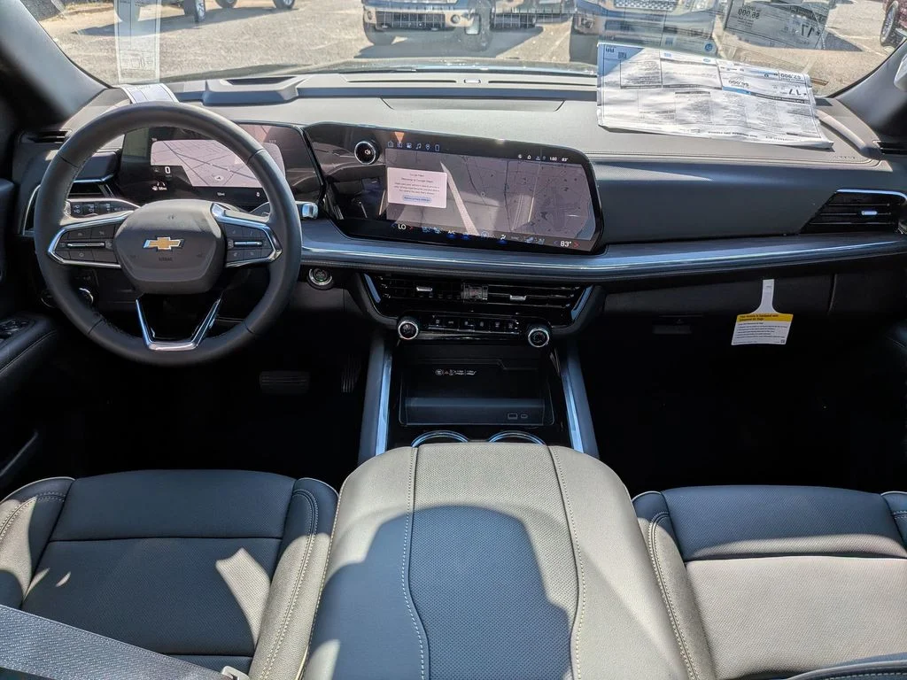 2026 Chevrolet Suburban Premier - Photo 28