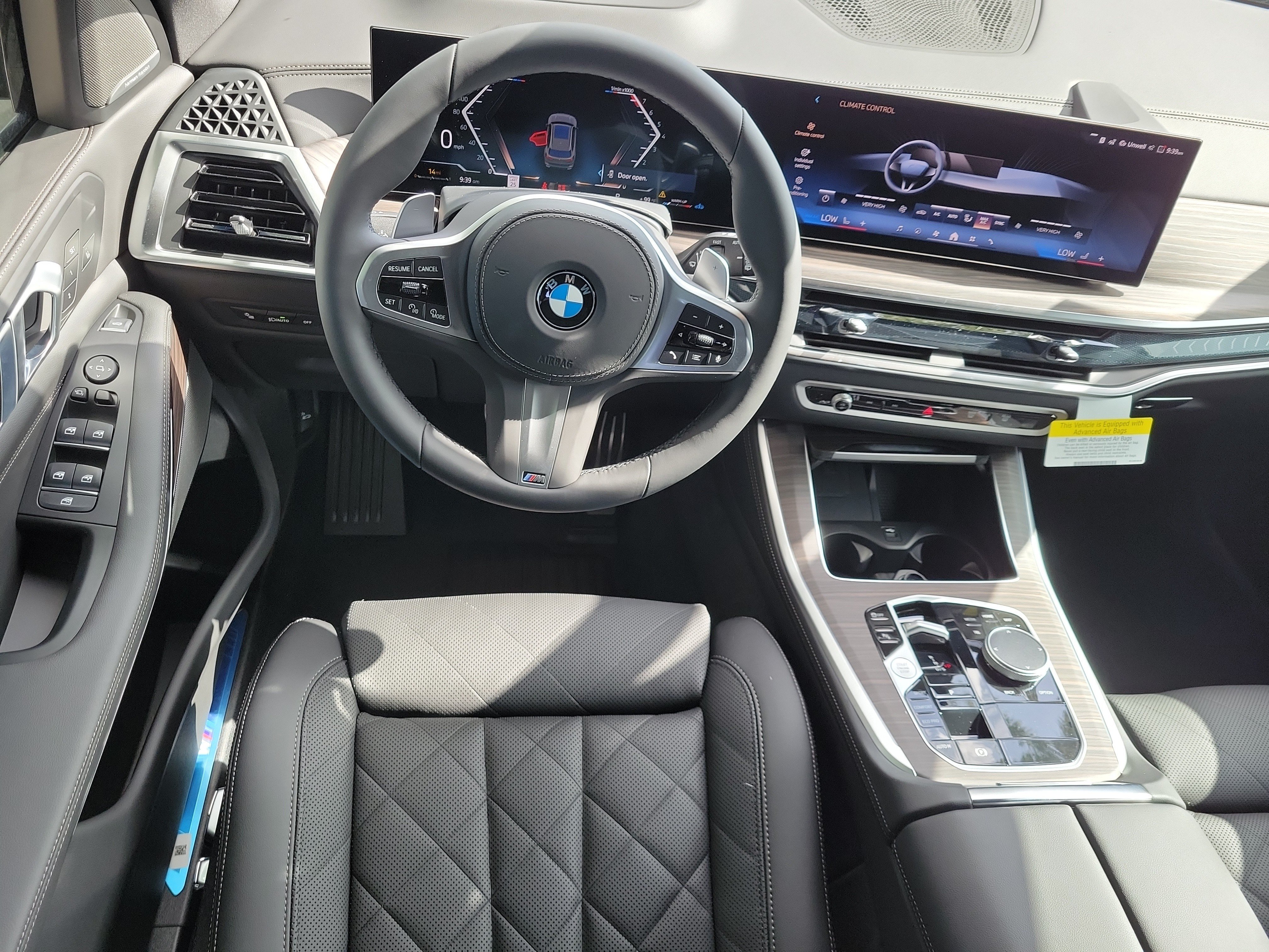New 2026 Dravit Grey Metallic BMW sDrive40i image 6