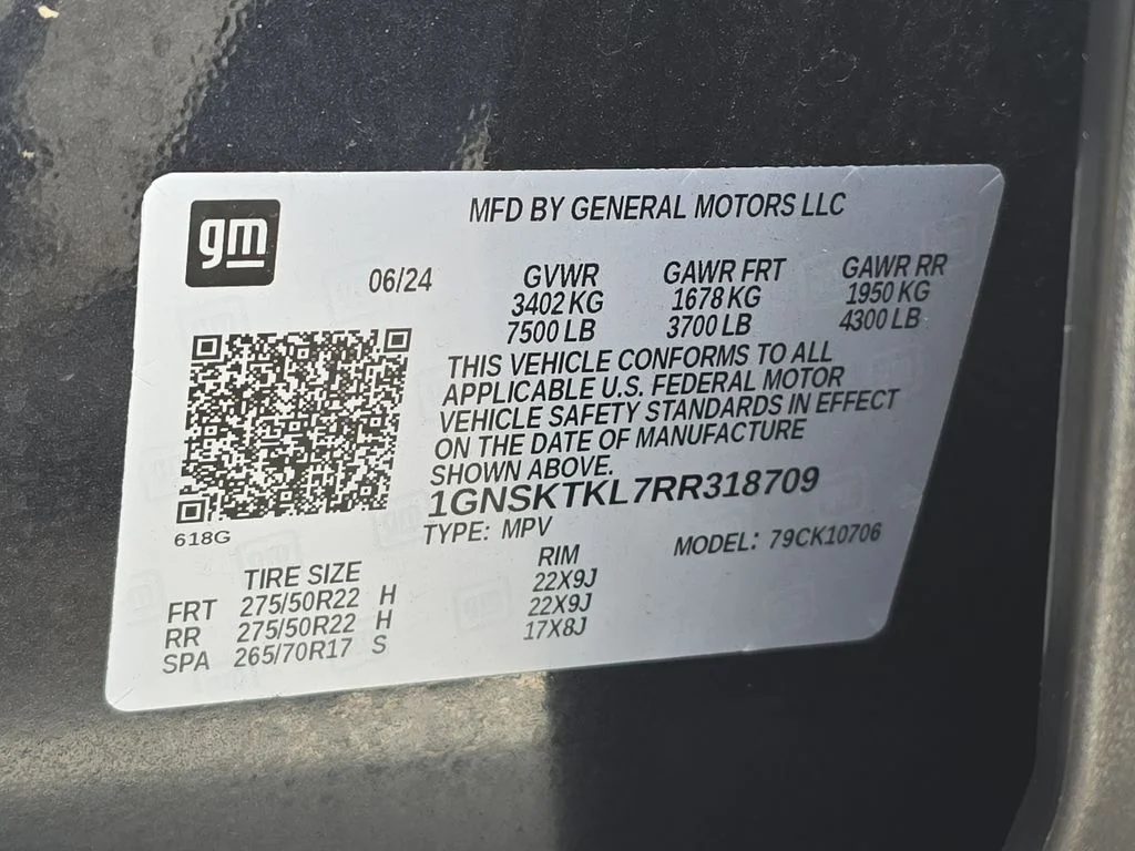 Used 2024 Gray Chevrolet High Country image 40