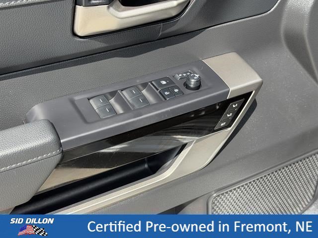 Used 2025 White Toyota Limited Hybrid image 12