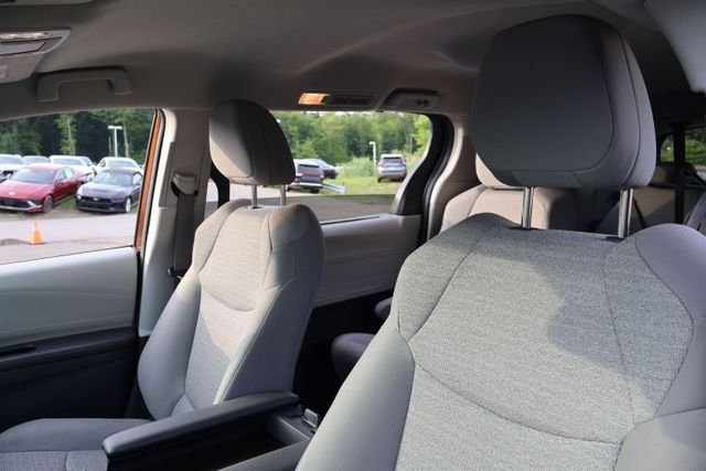 Used 2022 Brown Toyota LE image 13