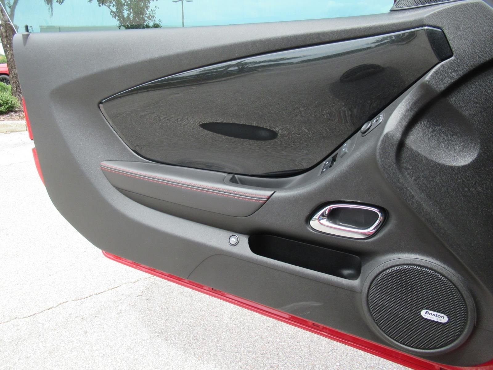 Used 2013 Red Chevrolet ZL1 image 18