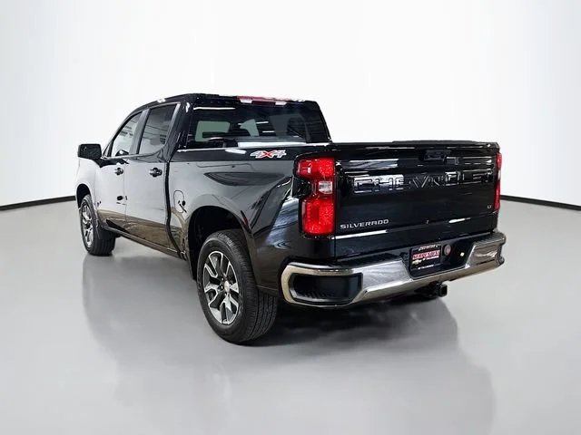 2026 Chevrolet Silverado 1500 LT - Photo 10