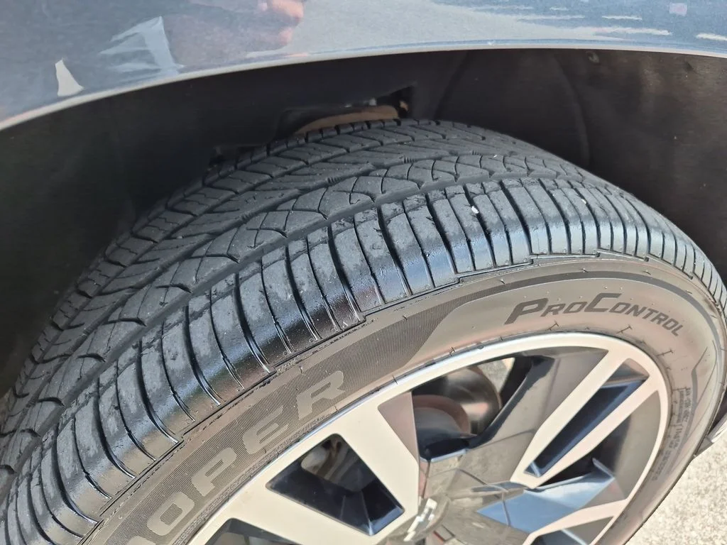 Used 2019 Gray Chevrolet Premier image 16