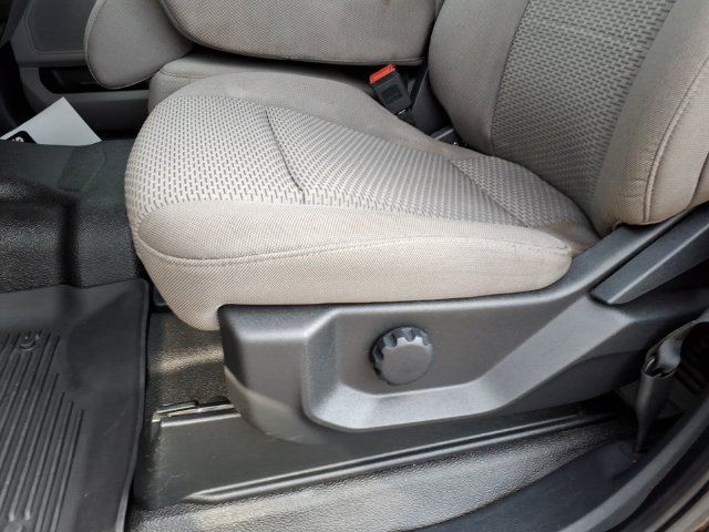 Used 2022 Black Ford XLT image 15