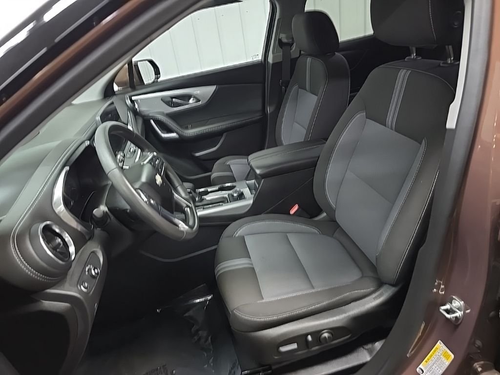 Used 2023 Bronze Metallic Chevrolet LT image 29