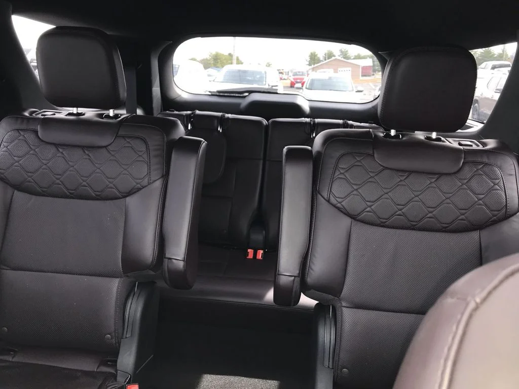 Used 2025 White Ford Platinum image 23