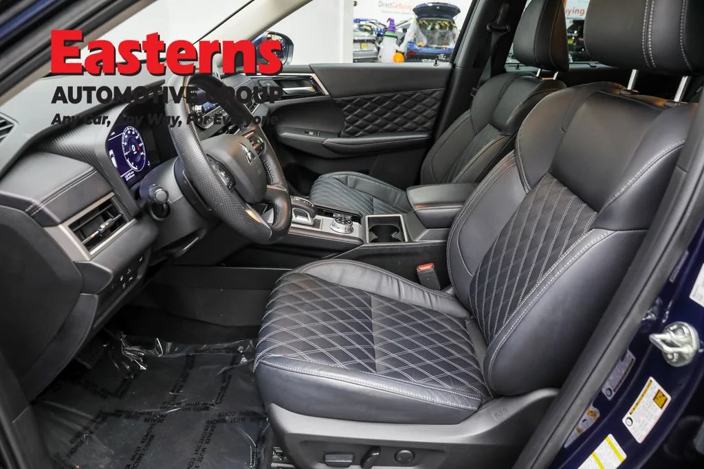 Used 2023 Blue Mitsubishi SEL image 14