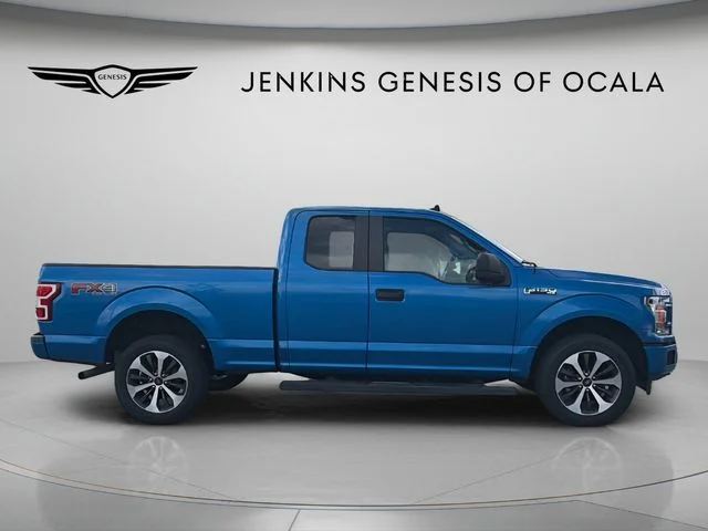 Used 2020 Blue Ford XL image 2