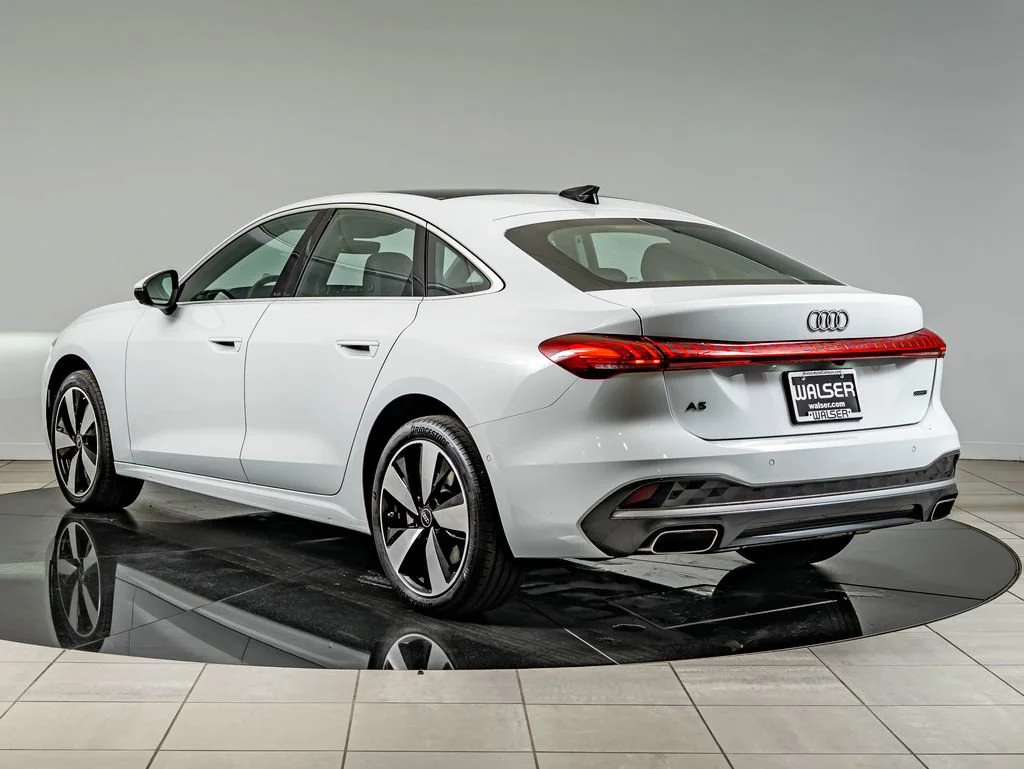 Used 2025 Glacier White Audi 2.0T Premium Plus image 7
