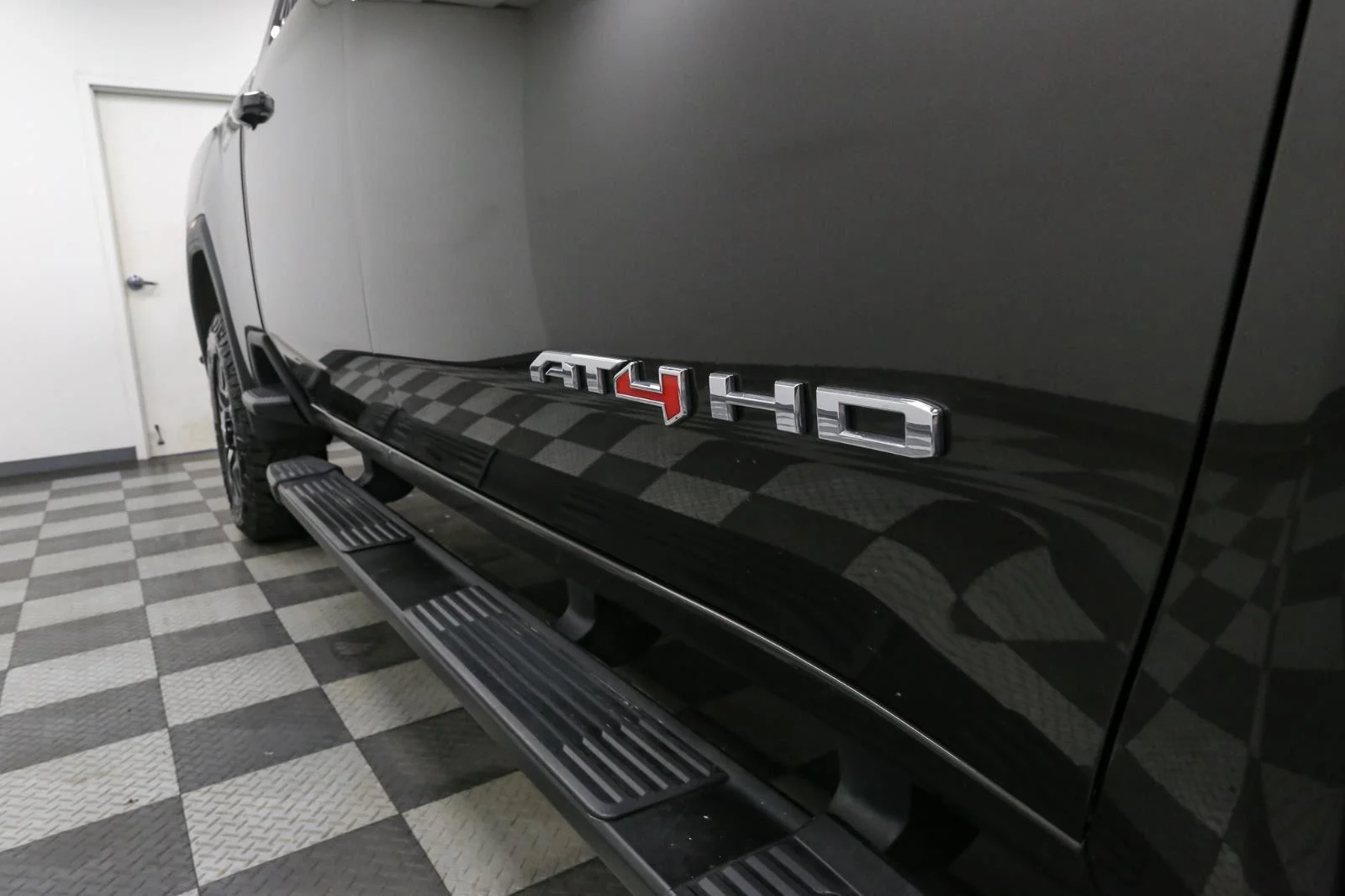 Used 2021 Brownstone Metallic GMC AT4 image 8