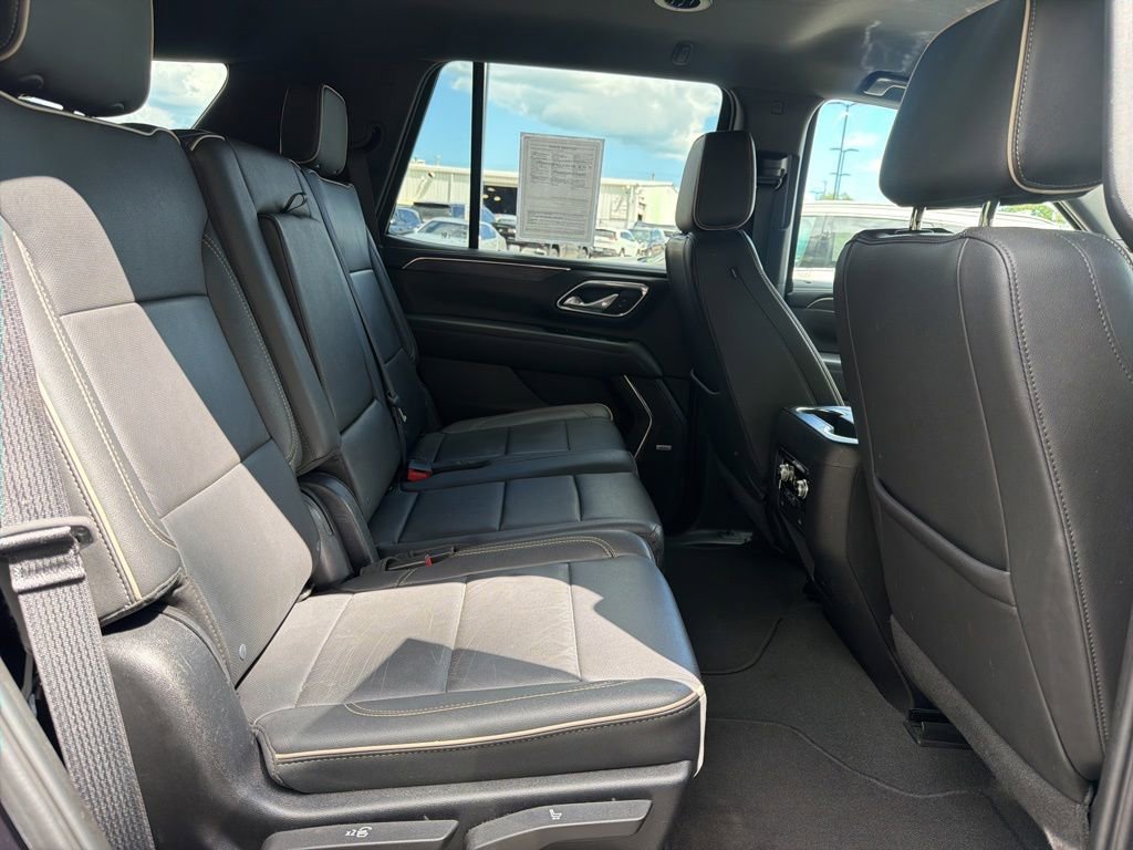 Used 2024 Titanium Rush Metallic GMC SLT image 30