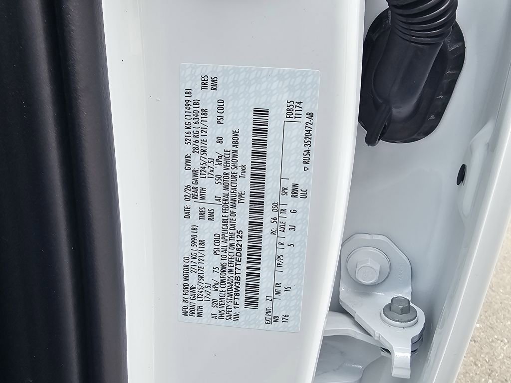 New 2026 Oxford White Ford XL image 8