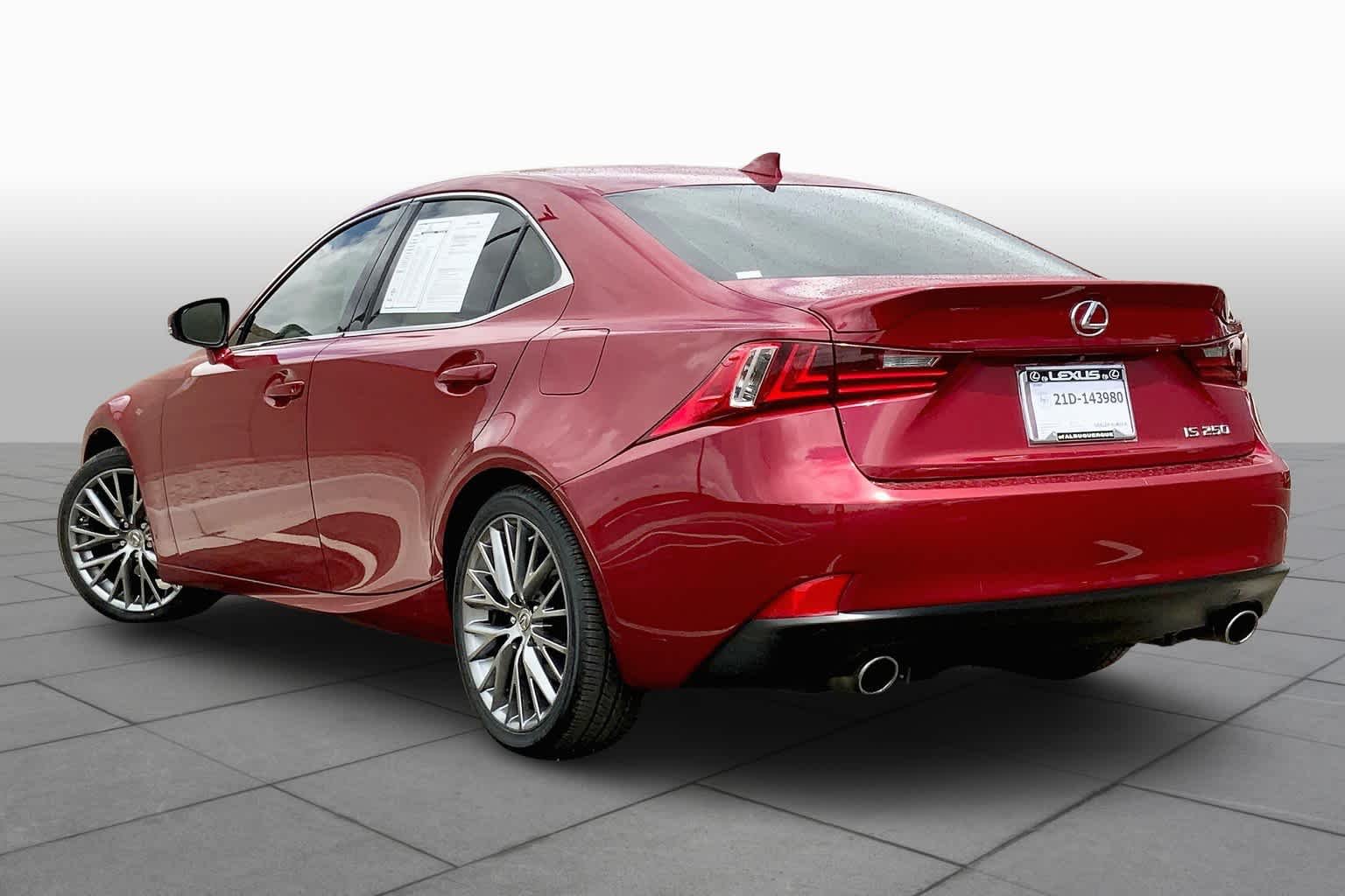 Used 2015 Matador Red Mica Lexus  image 12