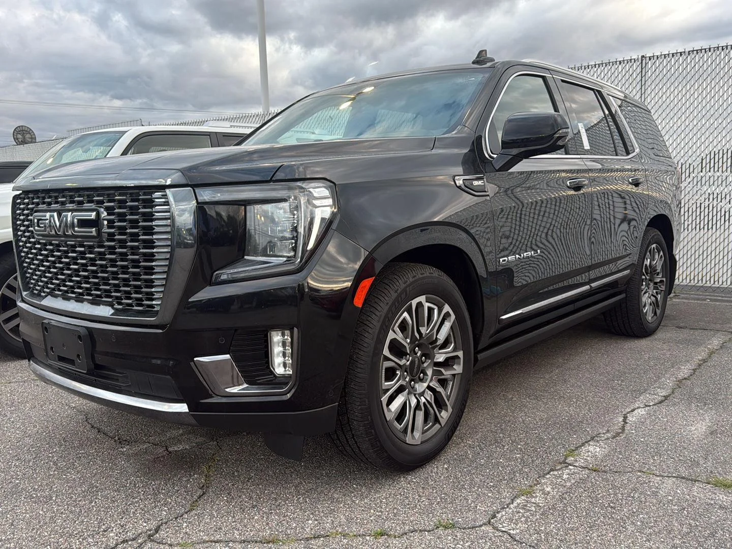 2024 GMC Yukon 4WD Denali Ultimate's photo