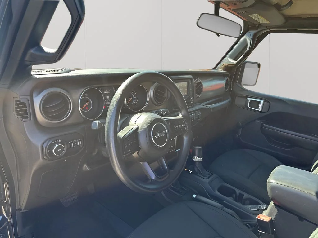 Used 2021 Black Jeep Unlimited Sport image 26