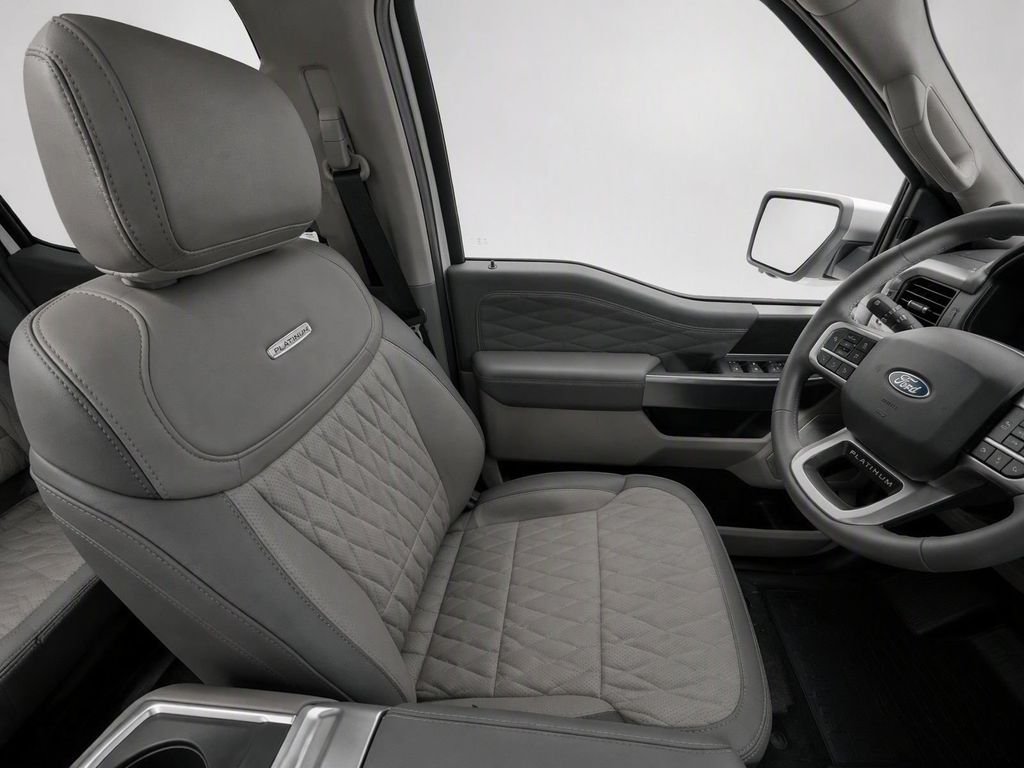 New 2026 Star White Metallic Tri-Coat Ford Platinum® image 11