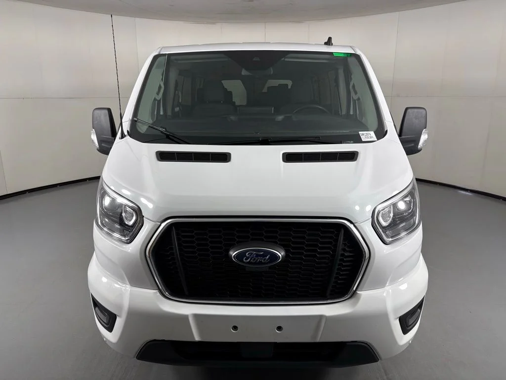 Used 2023 White Ford XLT image 3