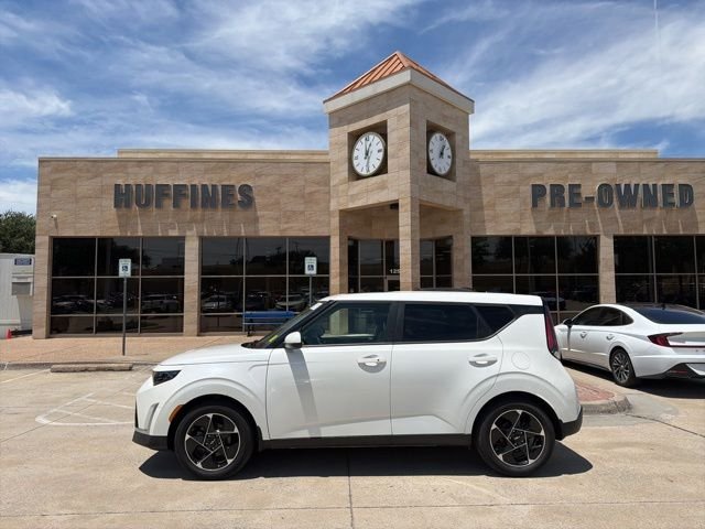 2024 Kia Soul 2.0L EX 6 IVT's photo