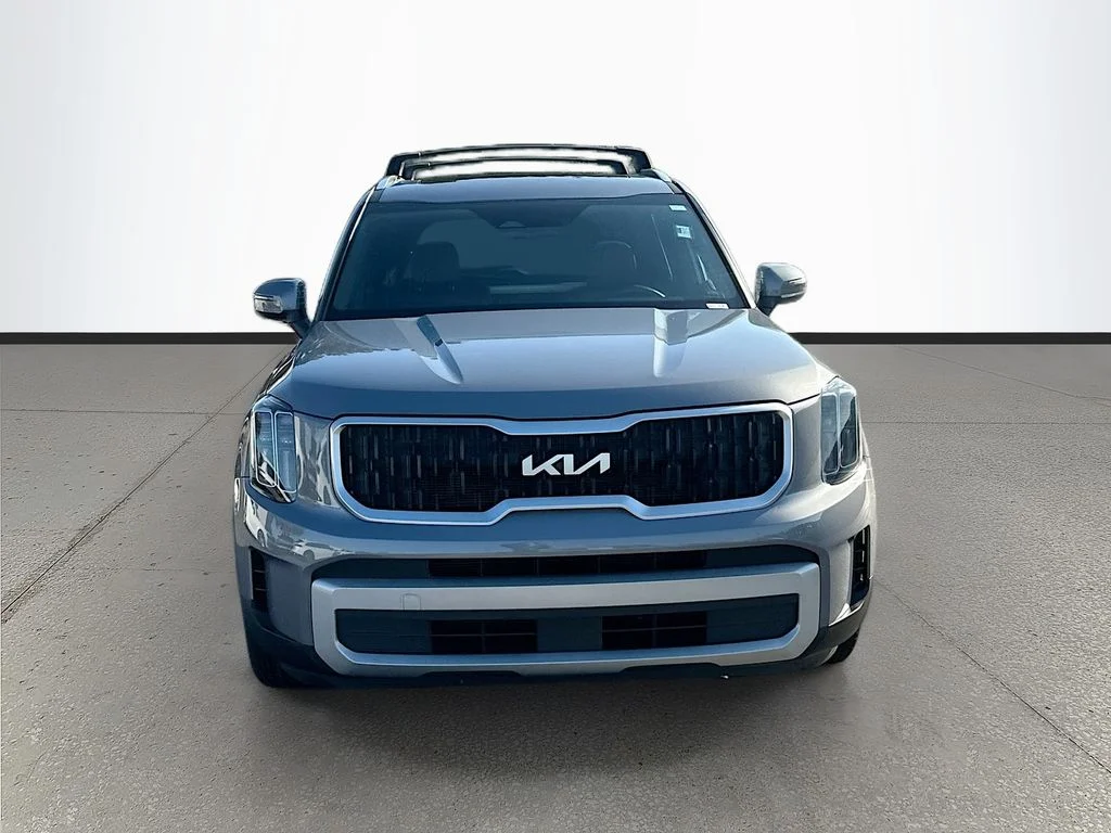 Certified Used 2024 Silver Kia EX image 2
