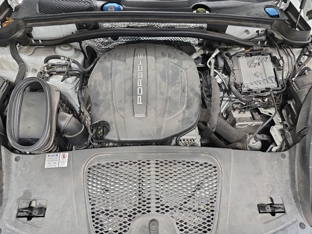 Certified Used 2019 White Porsche Macan image 33