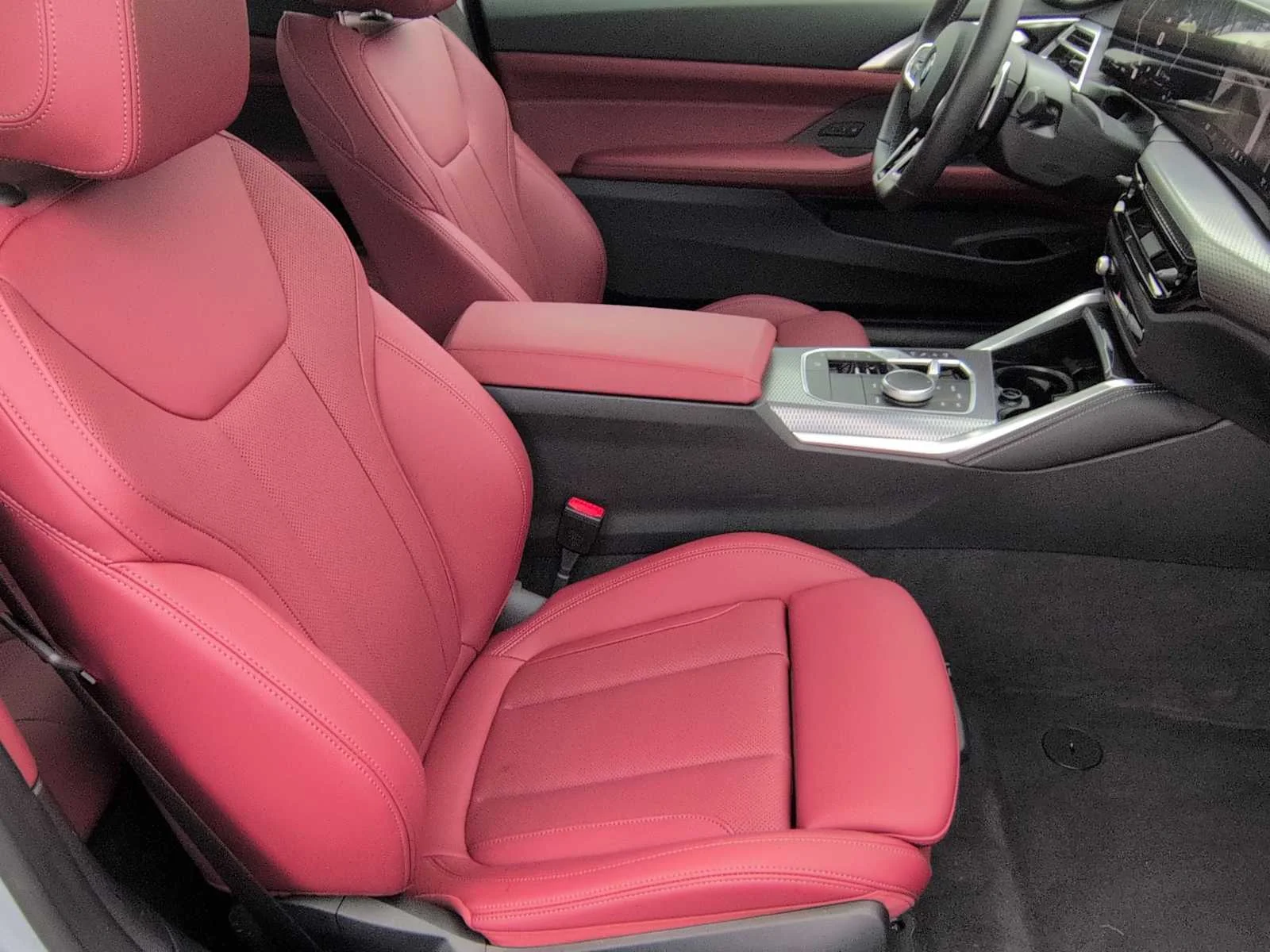 2026 BMW 4 Series M440i - Photo 27