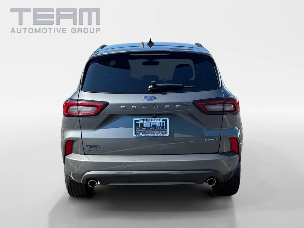 Used 2024 Gray Ford ST-Line Elite image 6