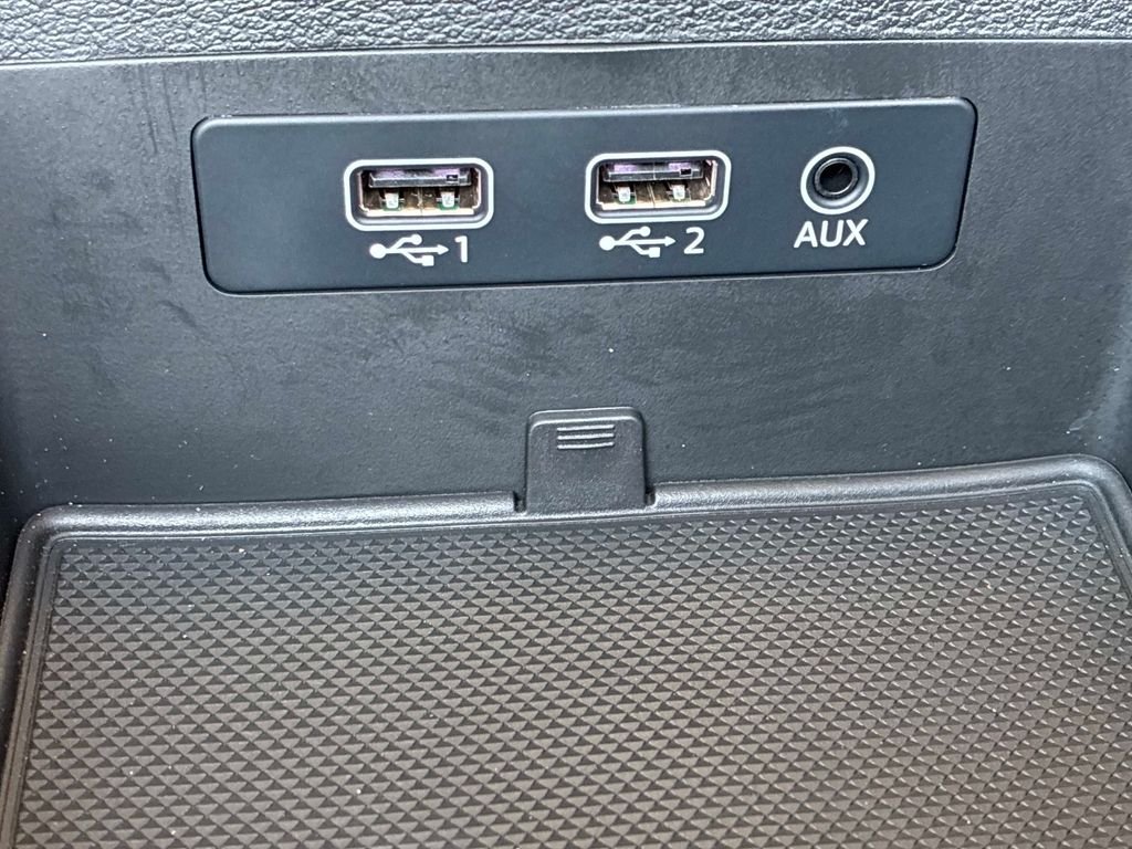 Used 2017 Gray Audi 2.0T image 35