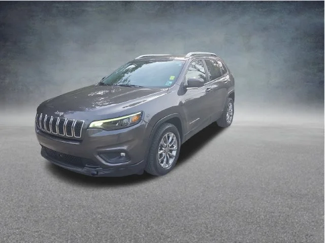 Used 2020 Gray Jeep Latitude Plus image 5