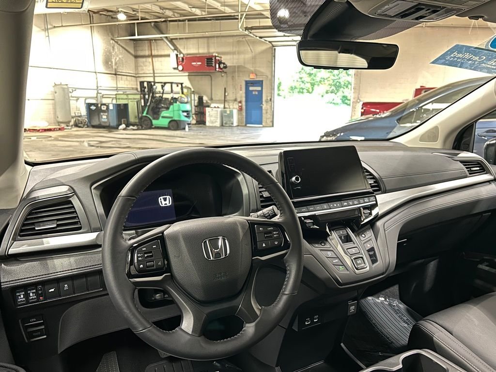 2026 Honda Odyssey EX-L - Photo 15