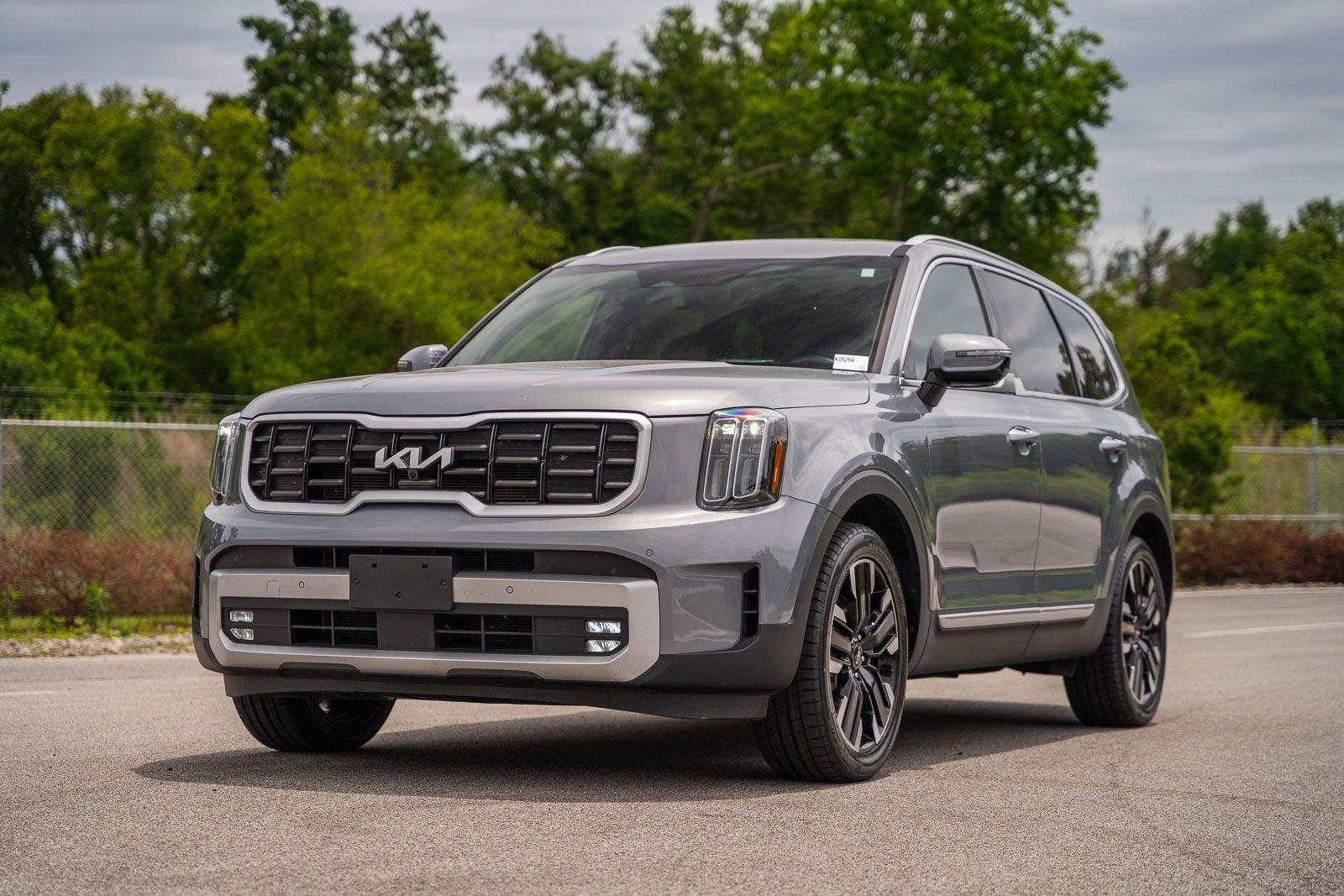 Used 2024 Silver Kia SX-Prestige image 2