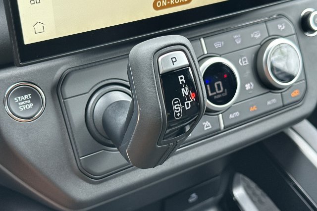 New 2026 Borasco Grey Land Rover S image 20