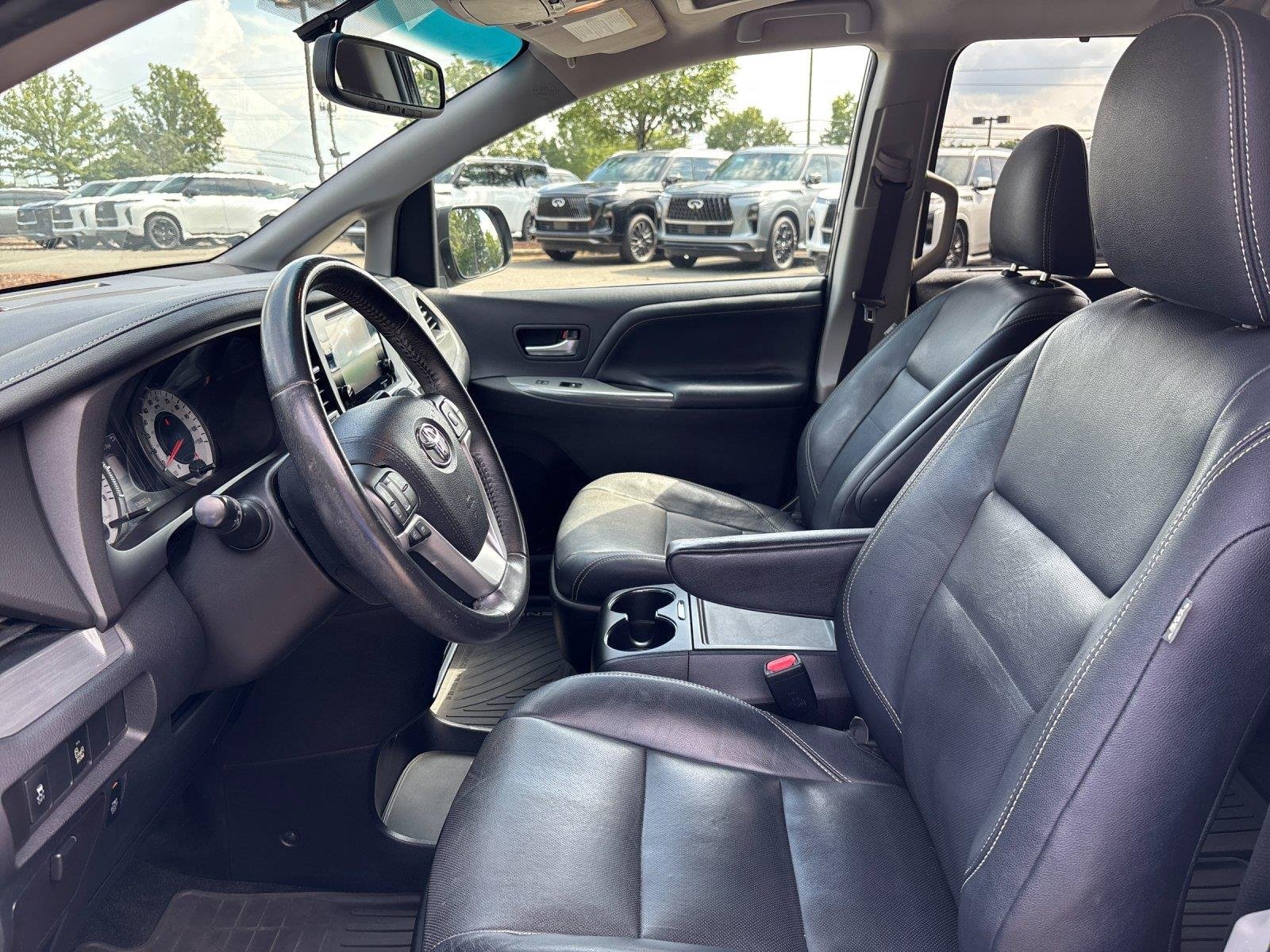 Used 2016 Midnight Black Metallic Toyota SE image 14