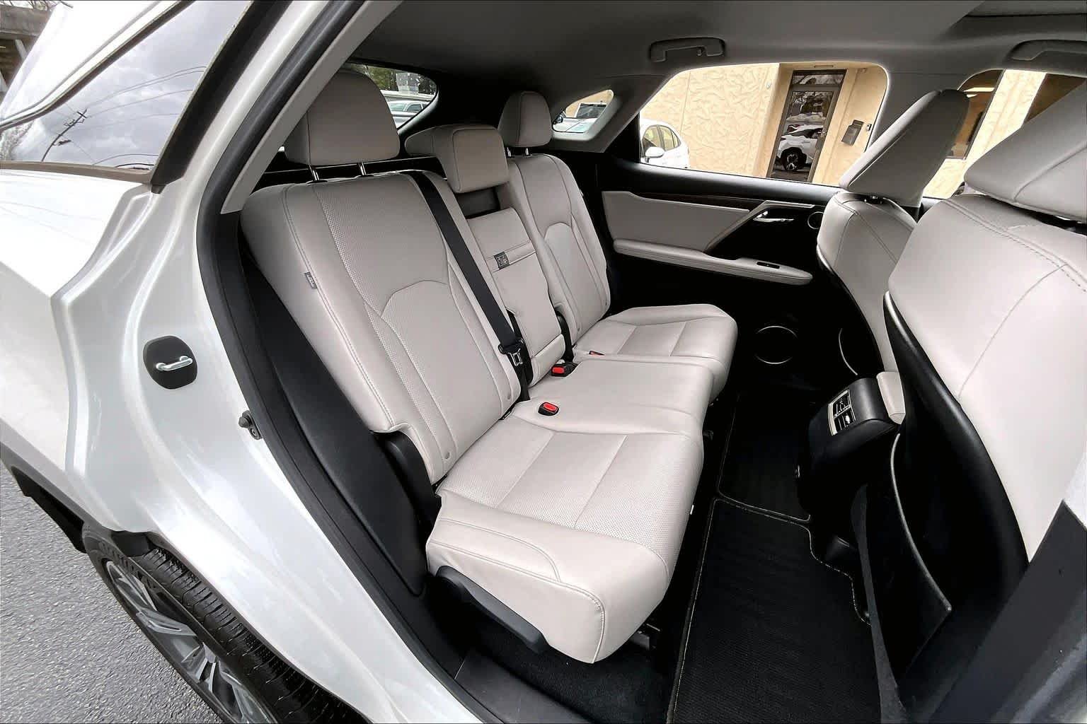 Used 2022 Eminent White Pearl Lexus  image 19