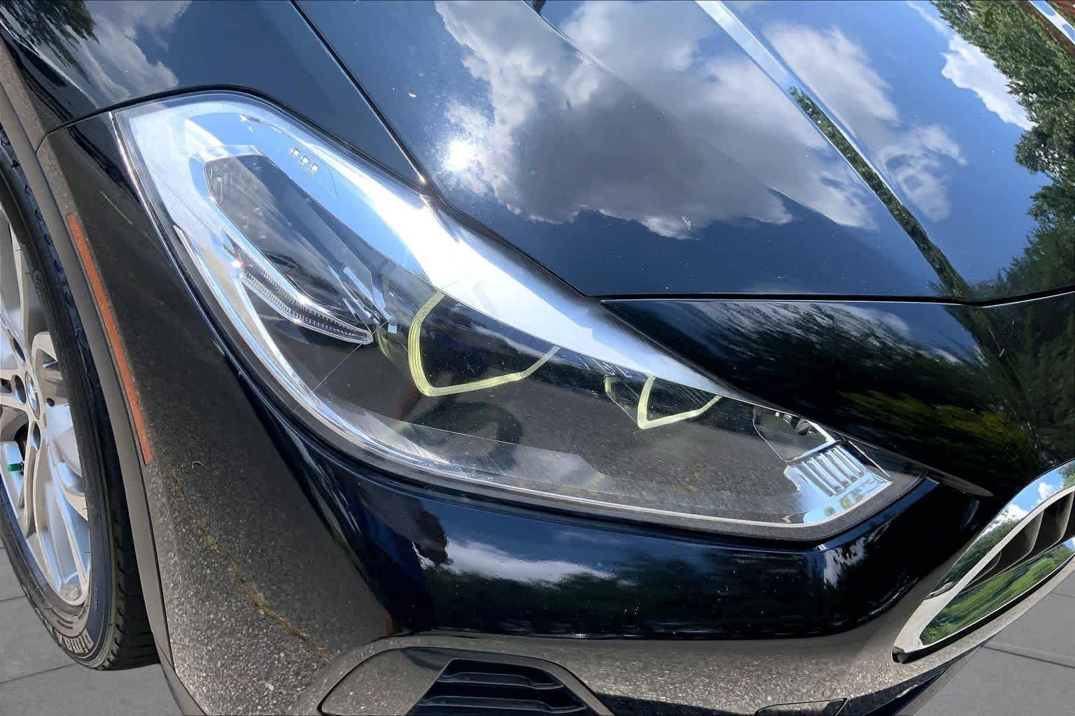 Used 2022 Jet Black BMW sDrive28i image 27