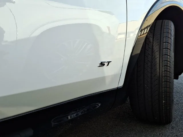 New 2026 Summit White Buick Sport Touring image 6