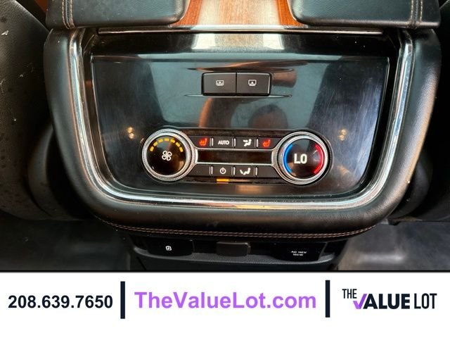 Used 2018 White Lincoln Reserve image 20