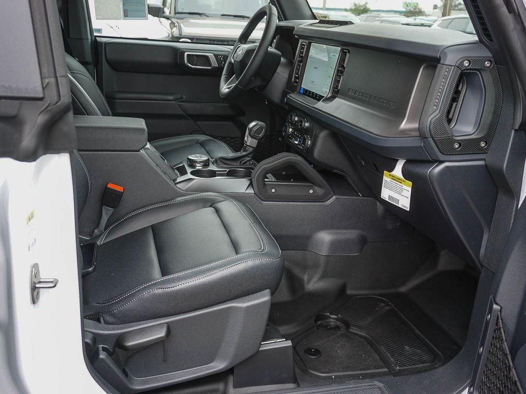 New 2026 Oxford White Ford Badlands image 12