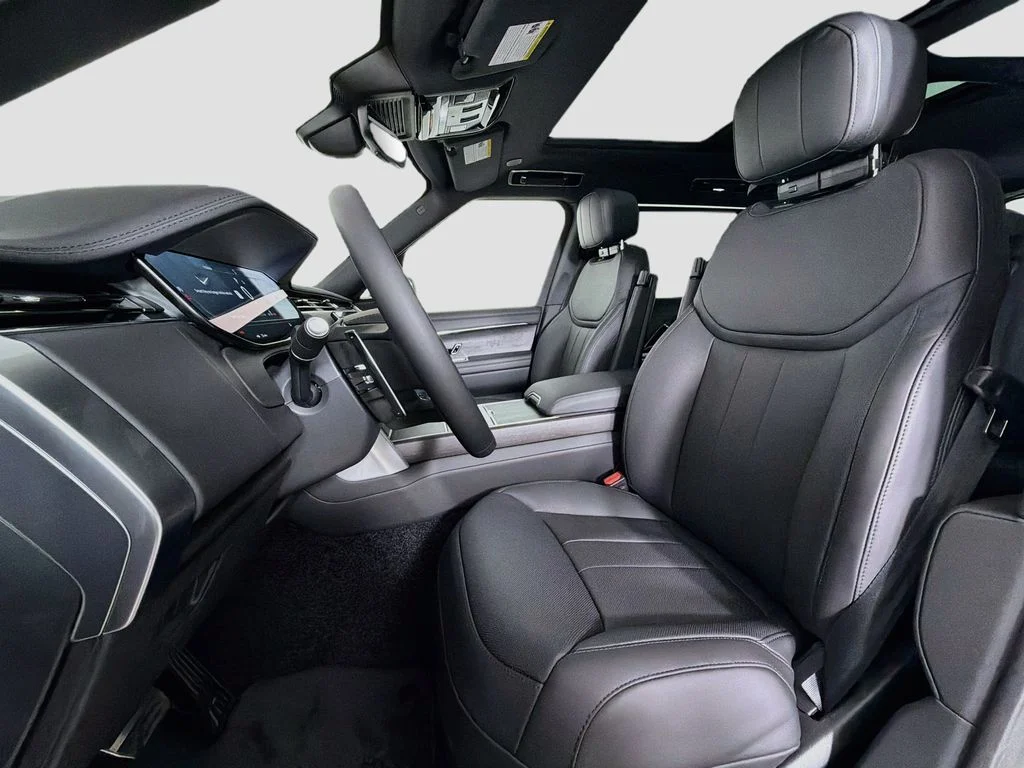 New 2026 Fuji White Land Rover SE 7 Seats image 22
