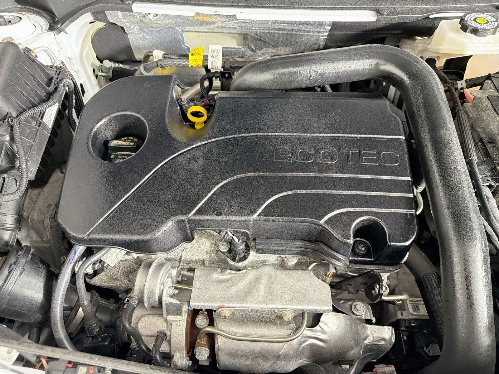 Used 2026 Summit White GMC Elevation image 33