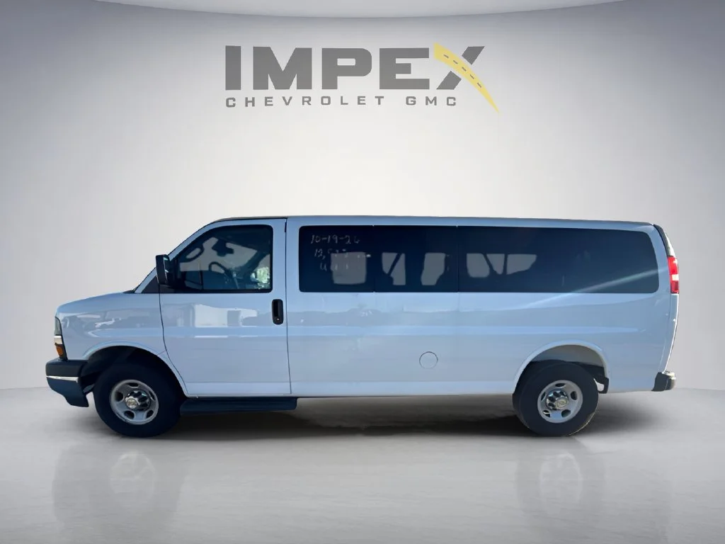 Used 2025 White Chevrolet LT image 2