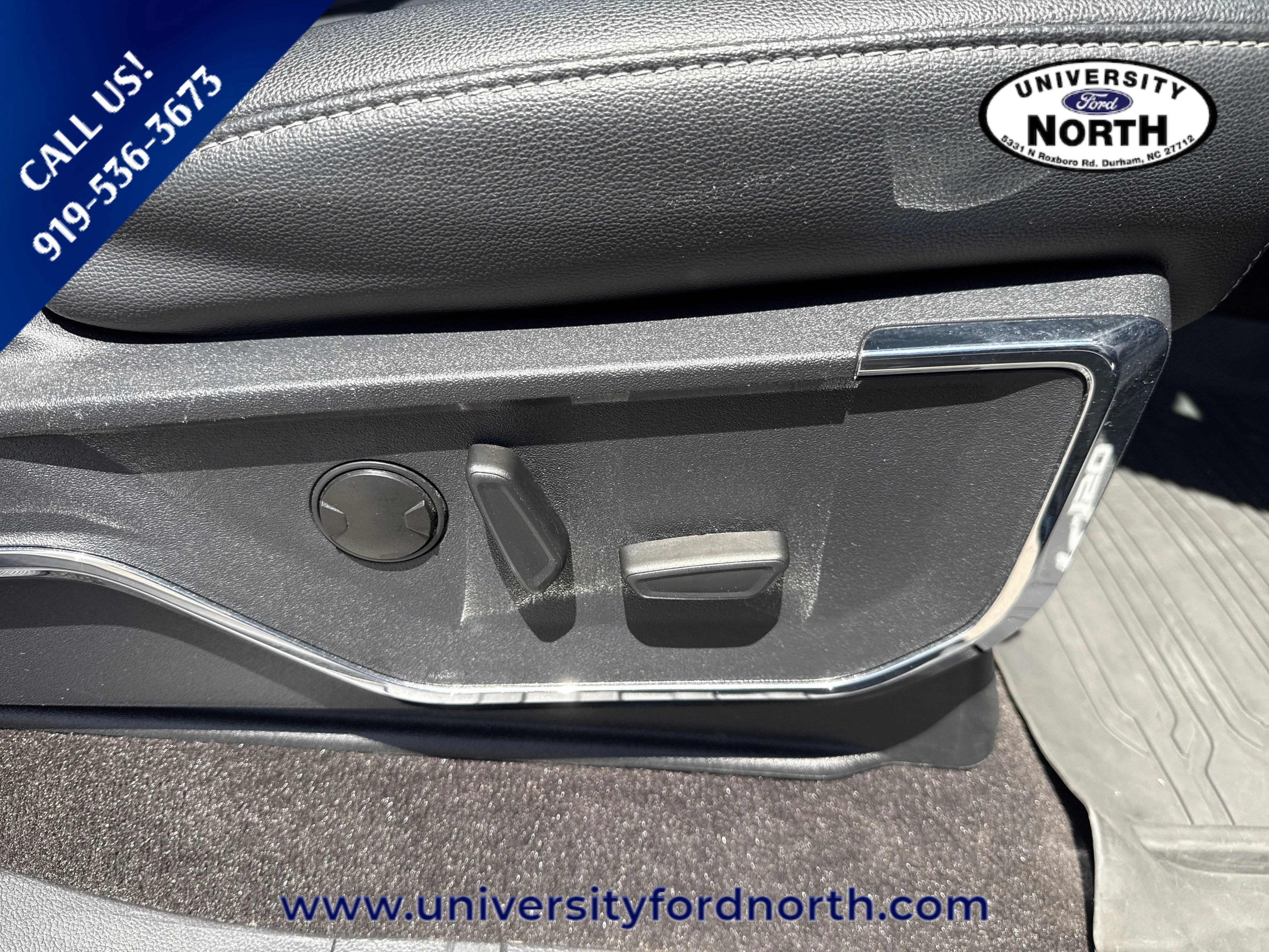 Used 2022 Agate Black Metallic Ford LARIAT image 48